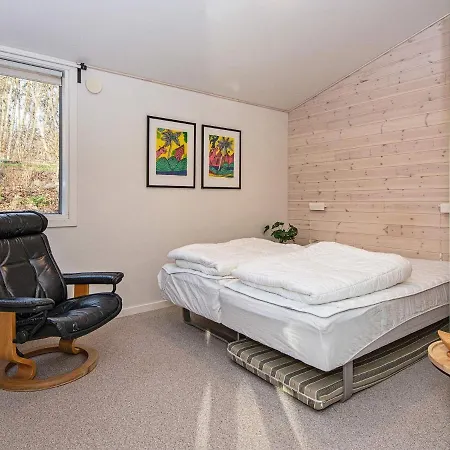 Holiday home 5 Person In Ans By