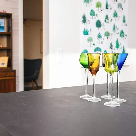 5 Person In Ans By-by Traum Roe